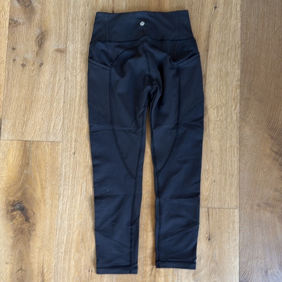 Black High-Waisted Leggings Lulu Lemon Size 6 - Picture 3 of 6